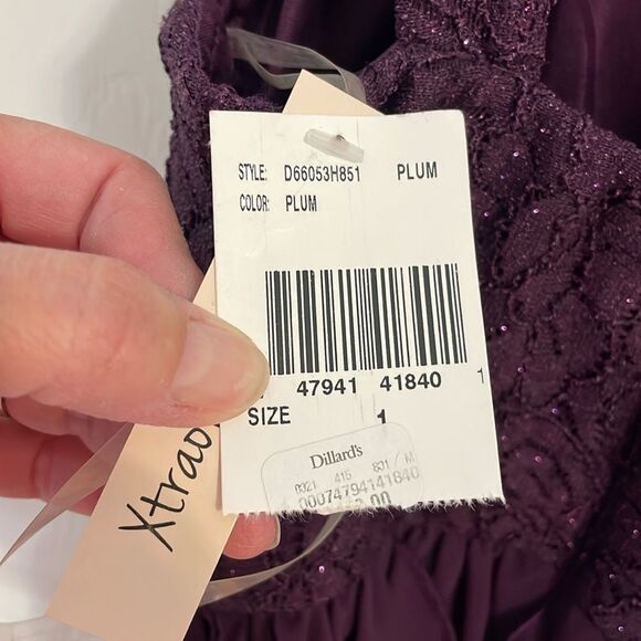 2010’s Extraordinary Purple Minidress, cocktail, Dinner, cruise, HoCo, sz 1 - Picture 4 of 7